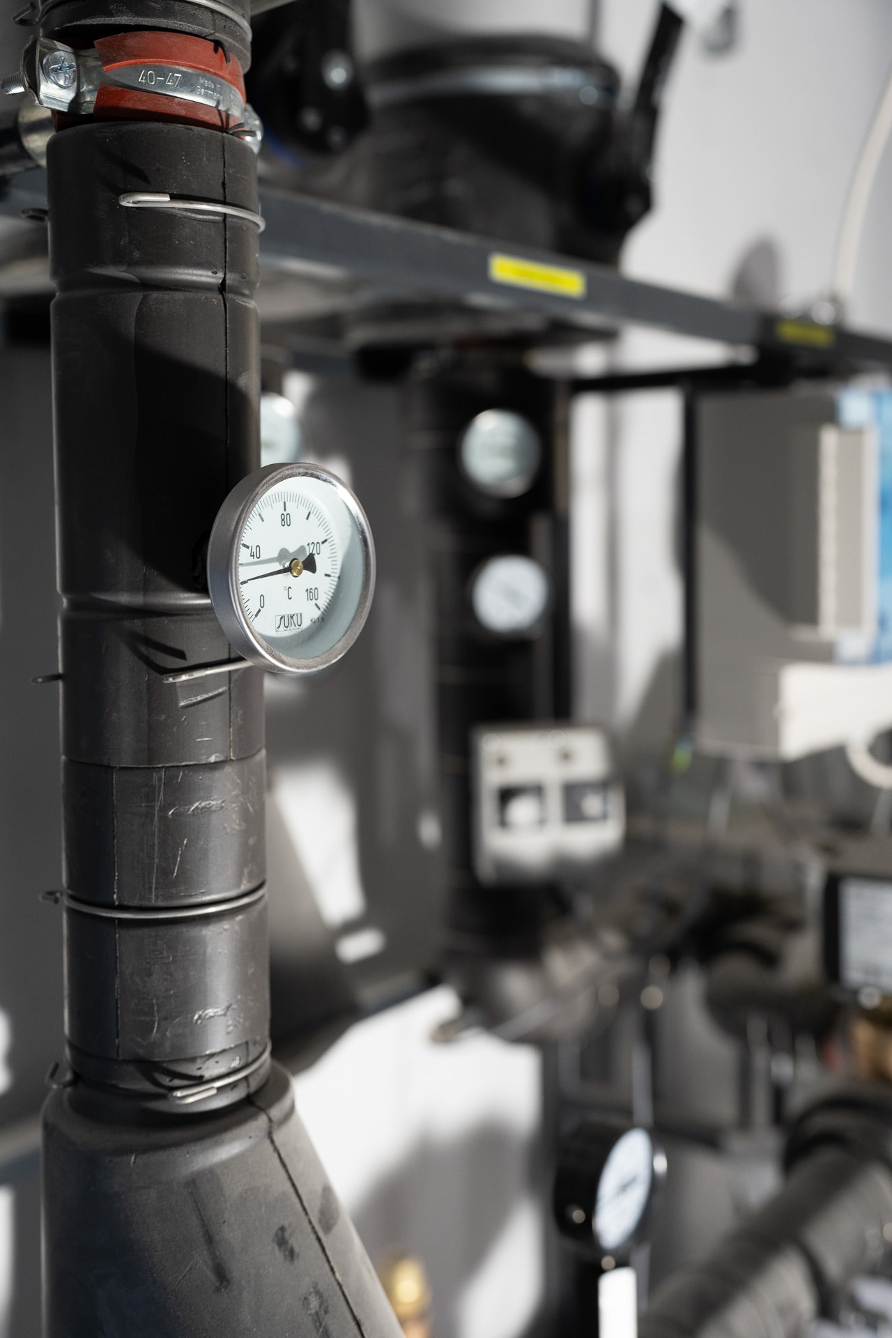 Fernwärmekompaktstation Helene-Engelbrecht-Schule - König Projektbau