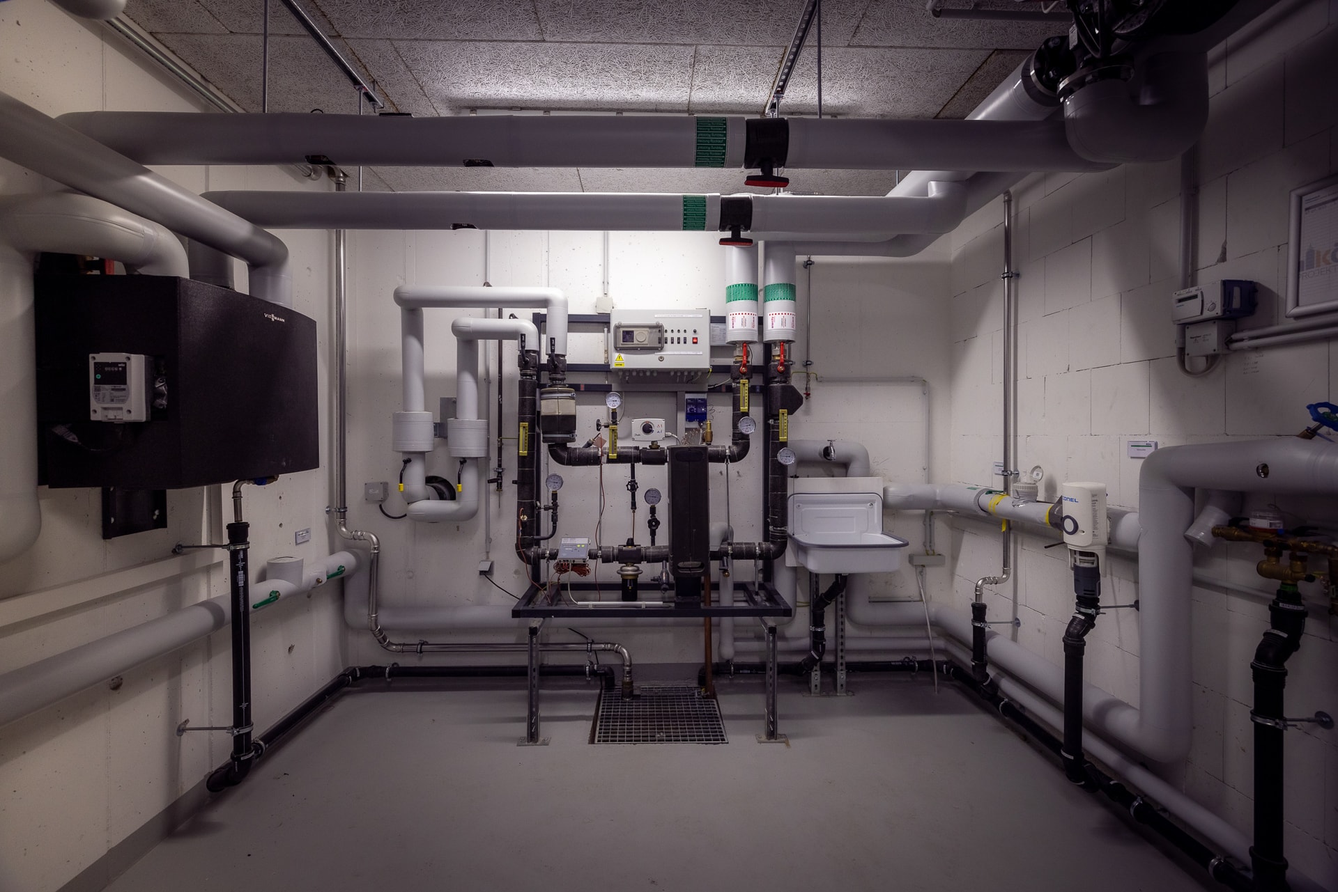 Fernwärmestation Mehrfamilienhaus Wasserstadt-Limmer-Baufeld 14 - König Projektbau