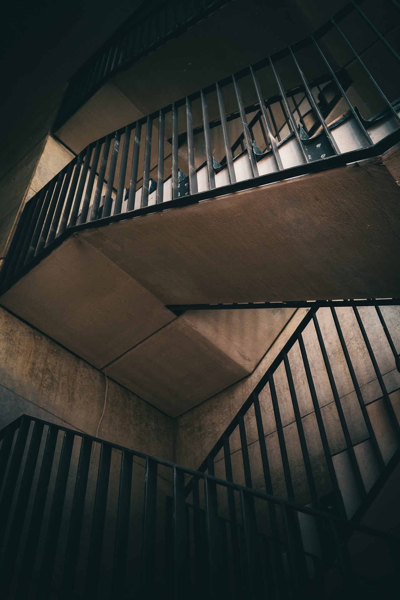 Treppenhaus Doppelmaisonette Stöckheim - König Projektbau